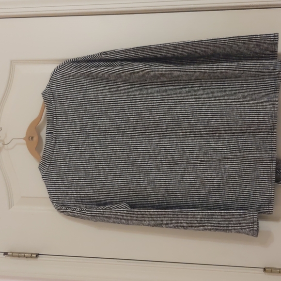 Stripe top - Picture 7 of 8